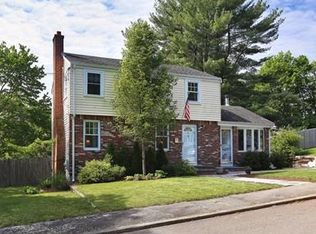 8 Mamie Rd, Weymouth, MA 02190