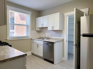 1021 Dempster St APT 3W, Evanston, IL 60201