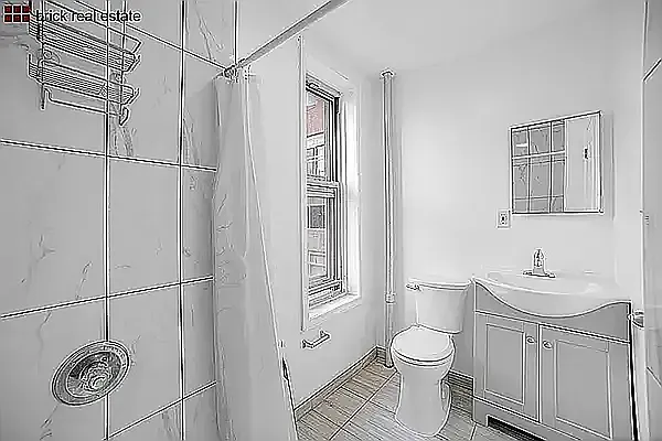 Bathroom, photo 1