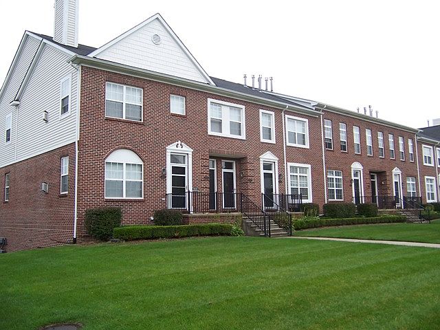 1st image of 43095 Strand Dr