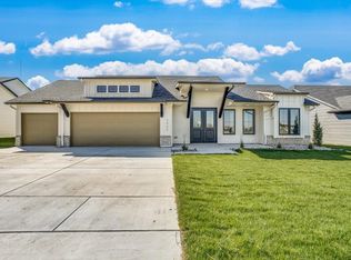 3005 E Sunnyslope Ct, Wichita, KS 67219