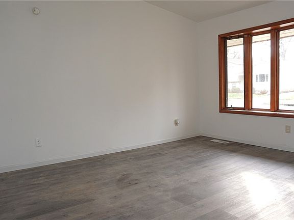5th image of 941 Jean Ave