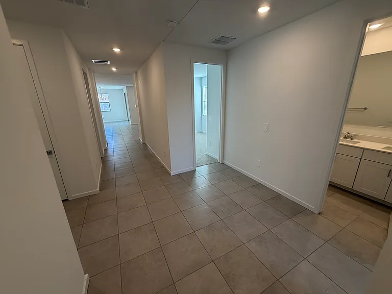 4158 W Erik Ln — Photo 17