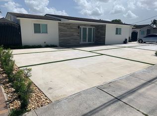 1722 W 84th St, Hialeah, FL 33014