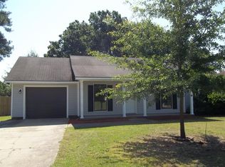 105 Marvin Dr, Spring Lake, NC 28390