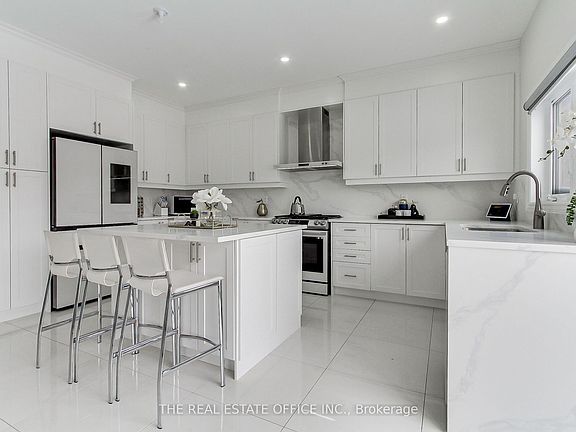 4th image of 1533 Prentice Rd