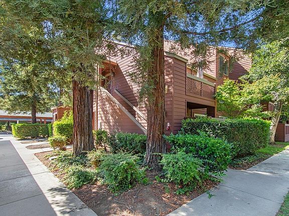 2nd image of 674 Teatree Ct