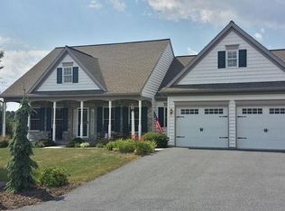 849 Walnut Crest Dr, Lebanon, PA 17046