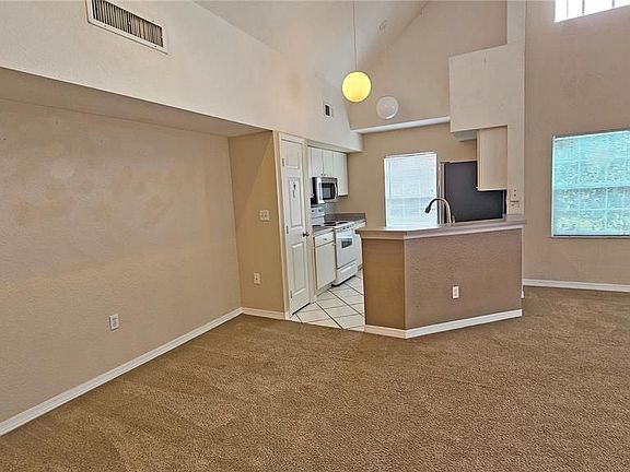 4th image of 9338 Lake Chase Island Way #9338
