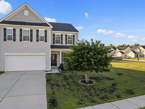 144 Weeping Cypress Dr, Moncks Corner, SC 29461