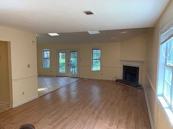 4th image of 4734 Cedar Park Way