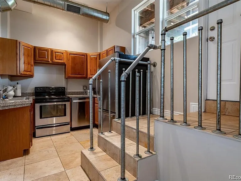 71 Galapago St — Photo 13