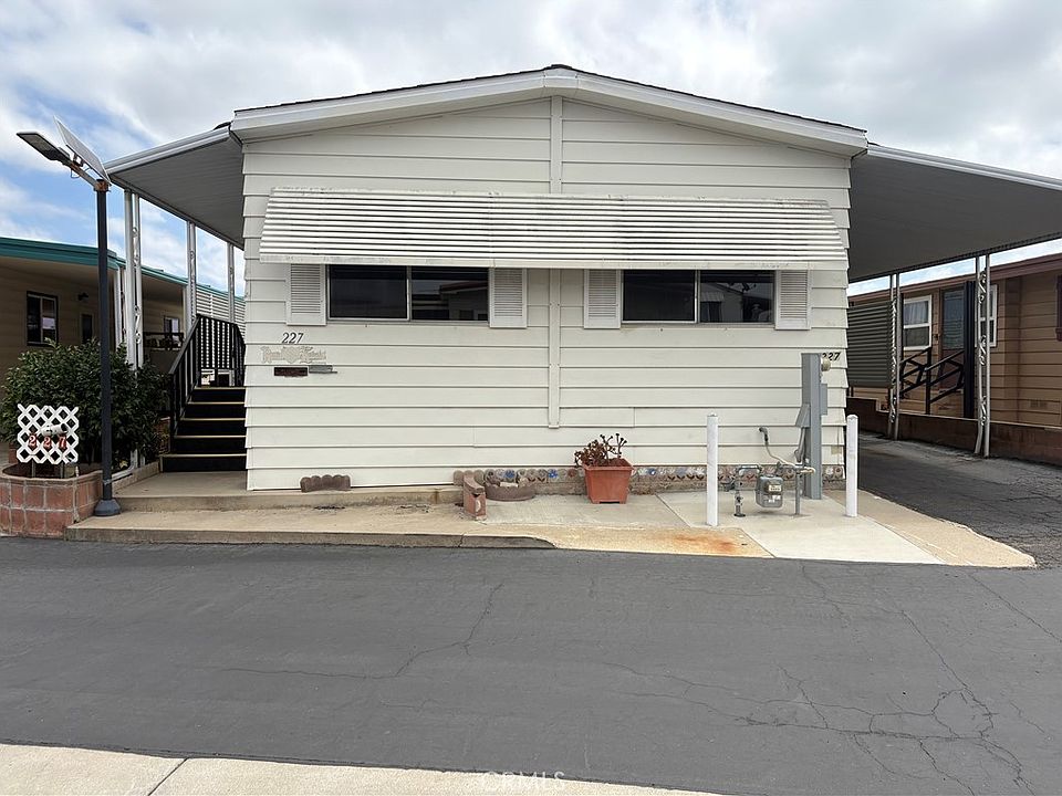 1st image of 227 Bluebird Ln
