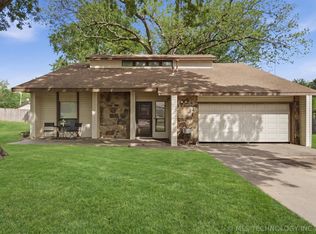 5505 S Ash Ave, Broken Arrow, OK 74011