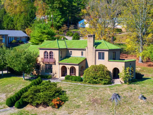 49 Utah Pl, Athens, OH 45701