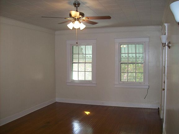 4th image of 506 Fern St