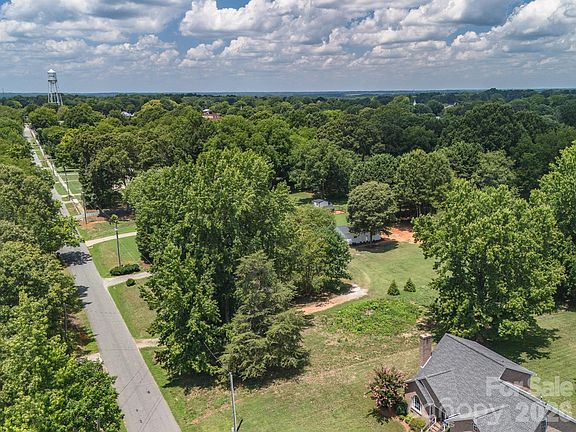 5th image of 0 E Raleigh Ave