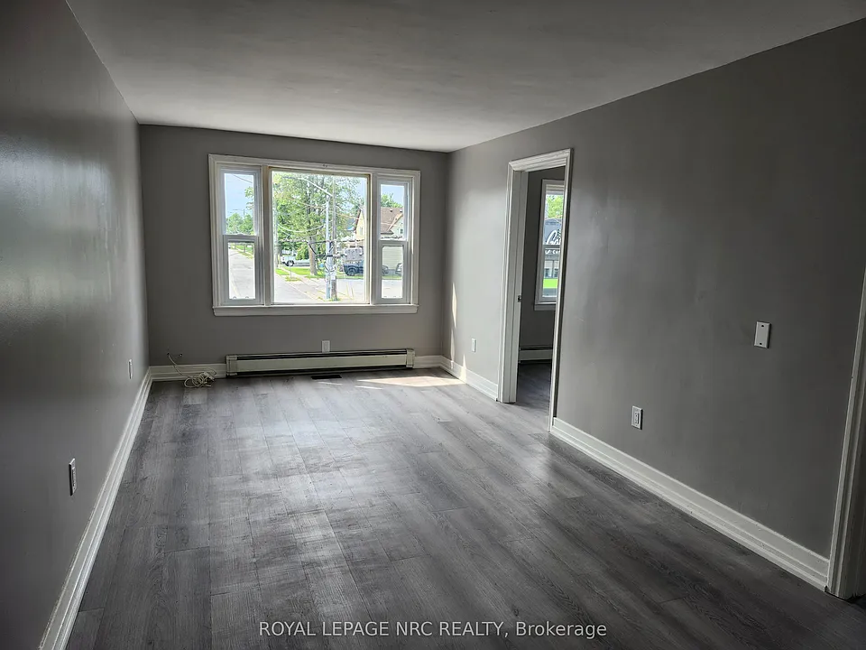476 E Main St #1
