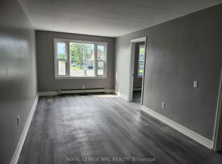 476 E Main St #1, Welland, ON L3B3X6