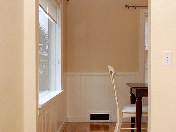 Dining Room Entry