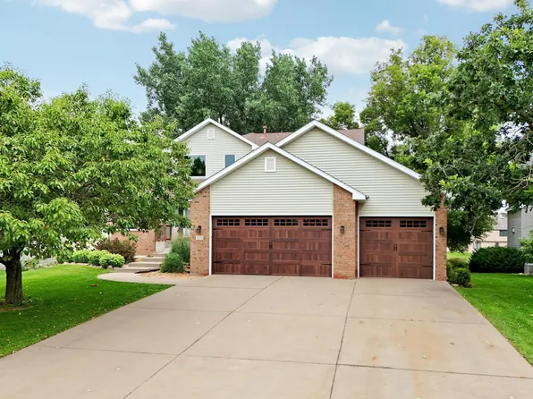 4200 Edinbrook Ter N, Brooklyn Park, MN 55443