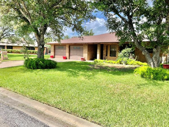 132 James Dr