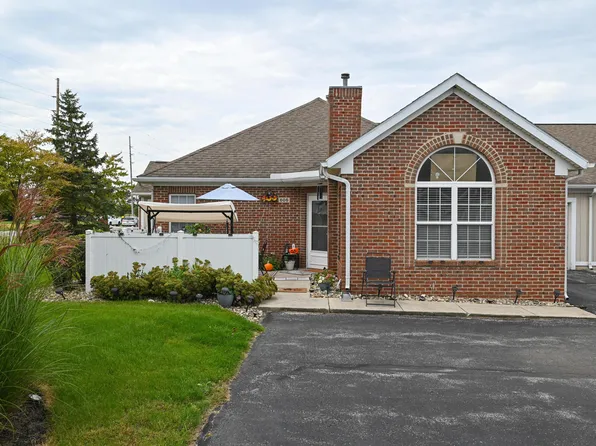 606 Hampton Woods Dr, Marion, OH 43302