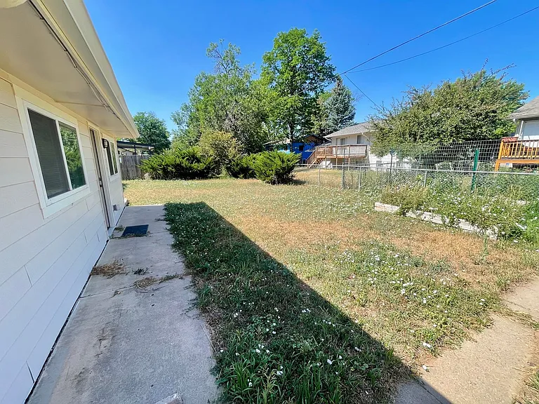 1201 Ponderosa Dr — Photo 30