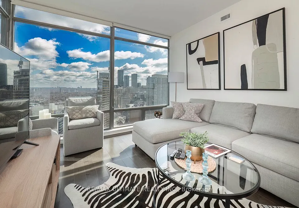 18 Yorkville Ave #2607