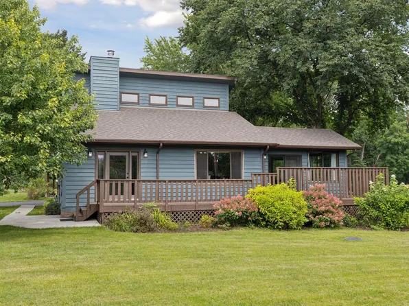 1795 Queens Ave S, Lakeland, MN 55043