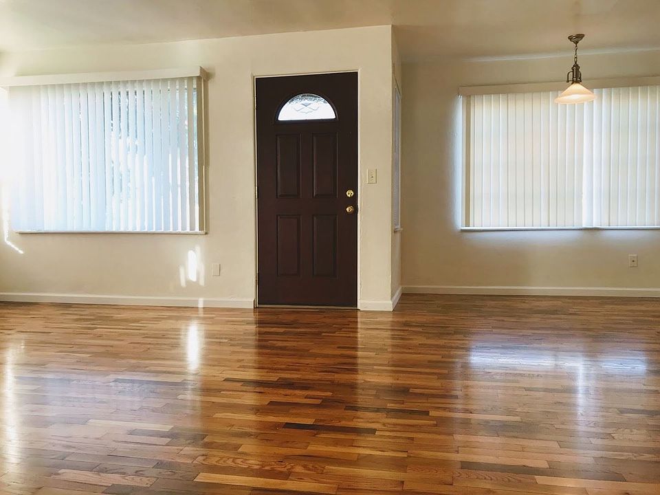 1st image of 631 NE Alameda Ave