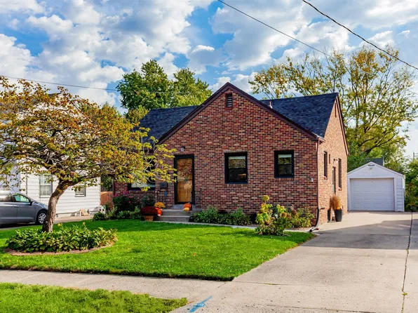 2635 49th St, Des Moines, IA 50310