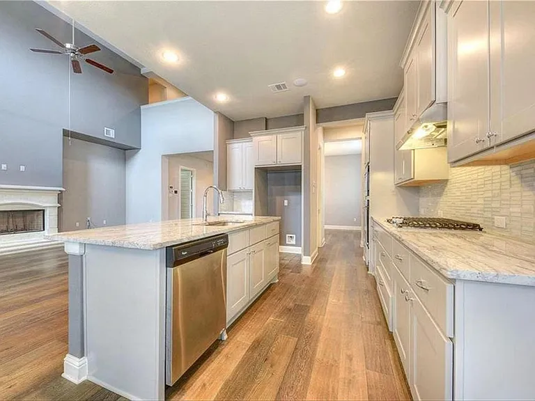 203 Ancient Oak Way — Photo 7