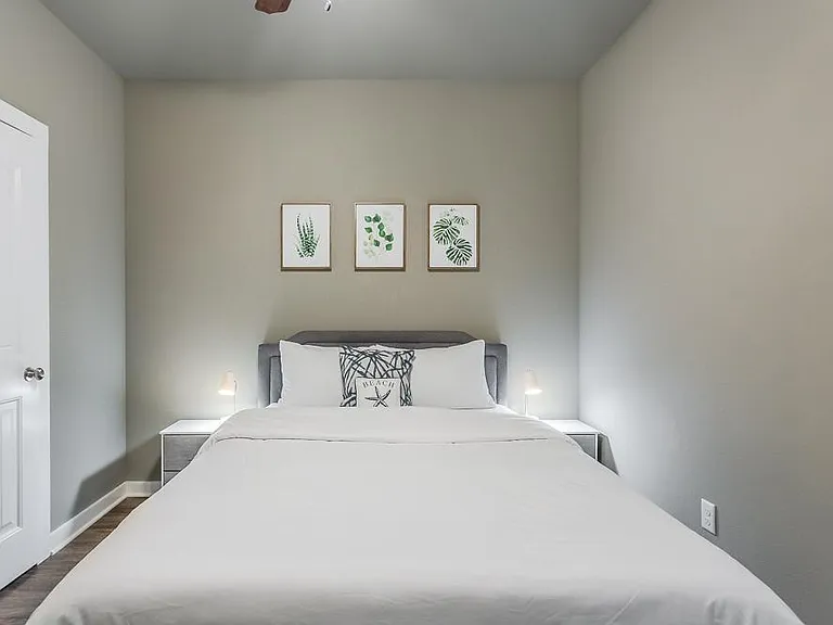 115 S Donelson St — Photo 24