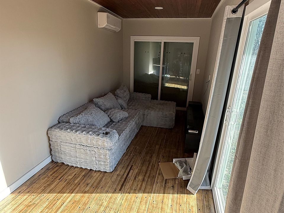 1st image of 2470 Conoco Rd