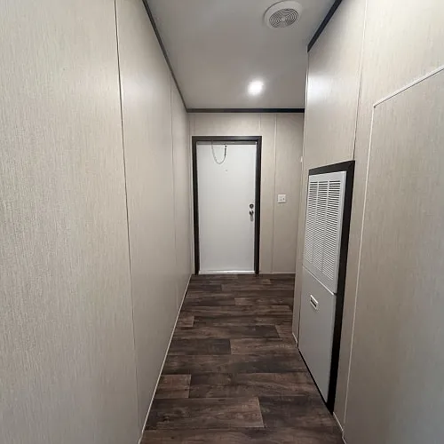 104 Robin Dr — Photo 5