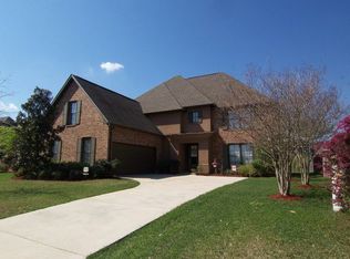 18069 Pine Ridge Dr, Prairieville, LA 70769