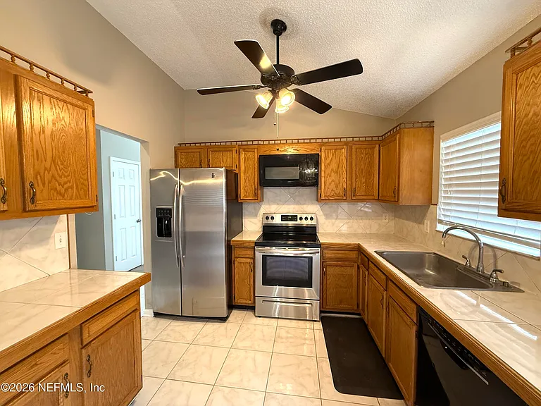 2798 Lantana Lakes Dr W — Photo 5