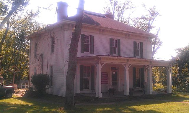 2nd image of 802 N Pennsylvania Ave