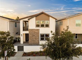 205 Culture, Irvine, CA 92618
