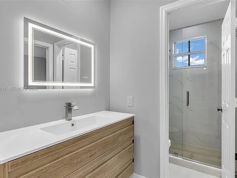 1140 Cedar Falls Dr — Photo 22