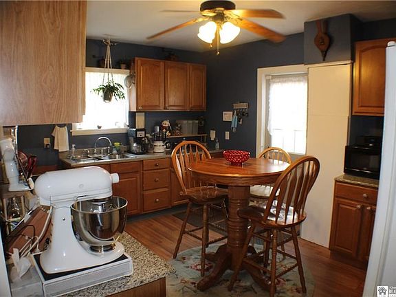 5th image of 316 W Green St
