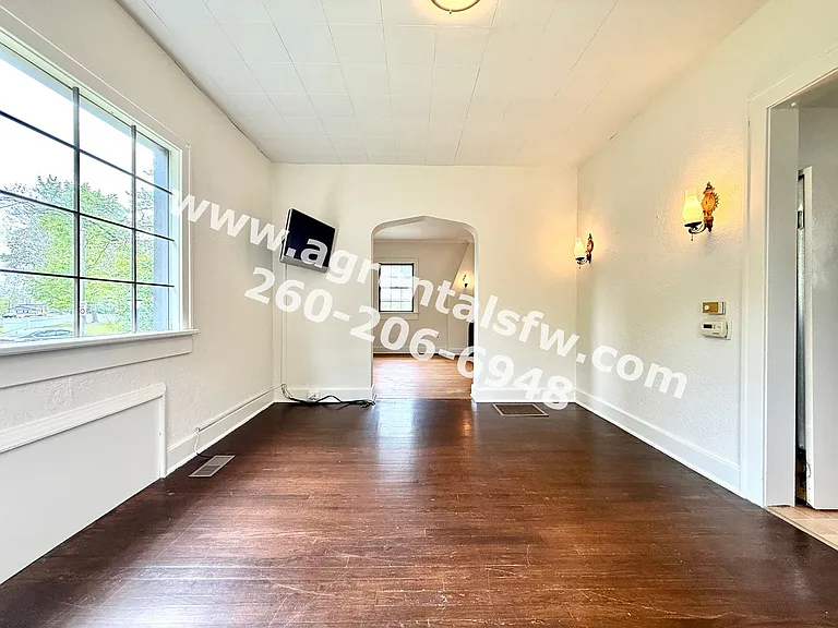 4708 Palatine Dr — Photo 4