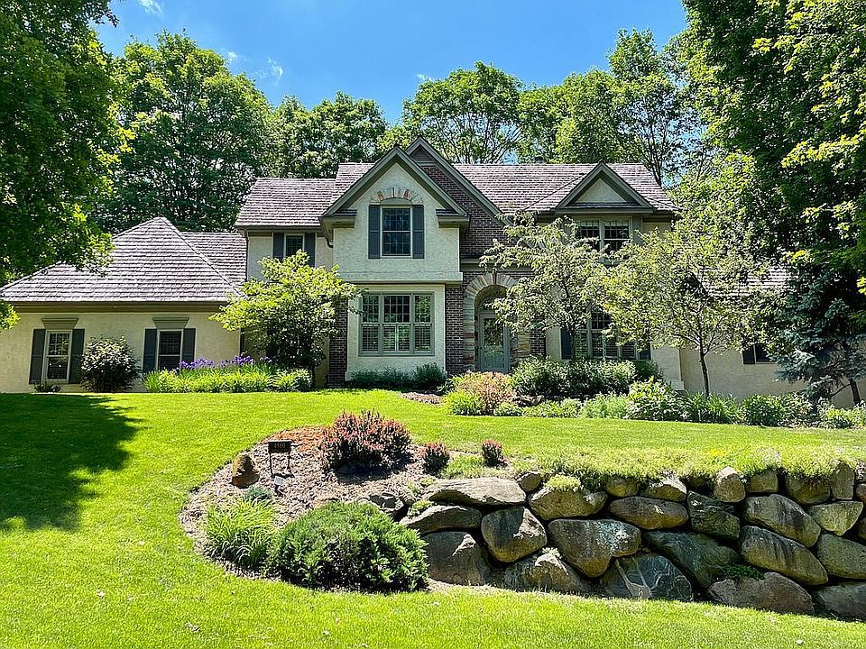 1st image of 4880 Lodge Ln
