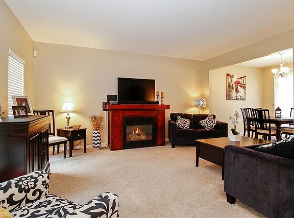 3rd image of 1185 Patriot Dr