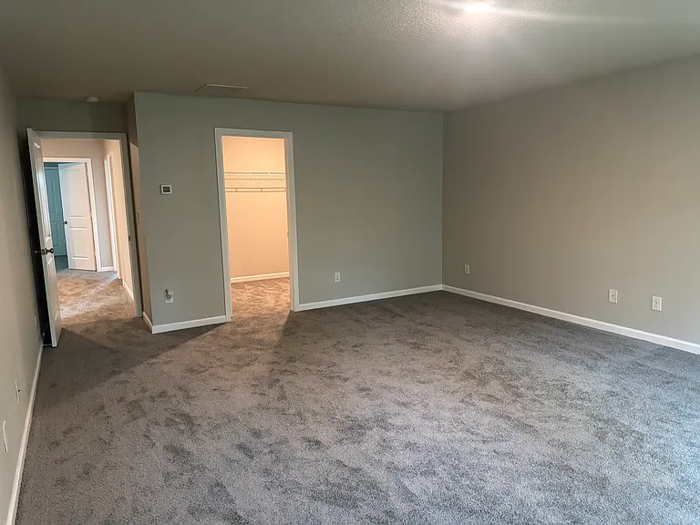 3475 Ridge Hill Pkwy — Photo 25