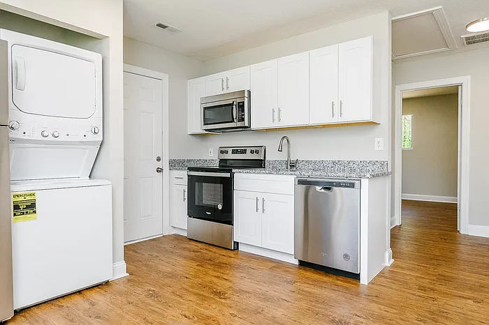 27 Gilbert Ct