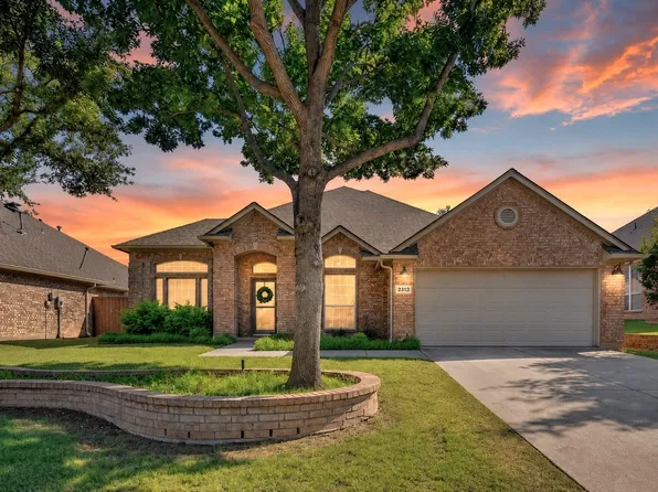 2312 Regina Dr, Corinth, TX 76210