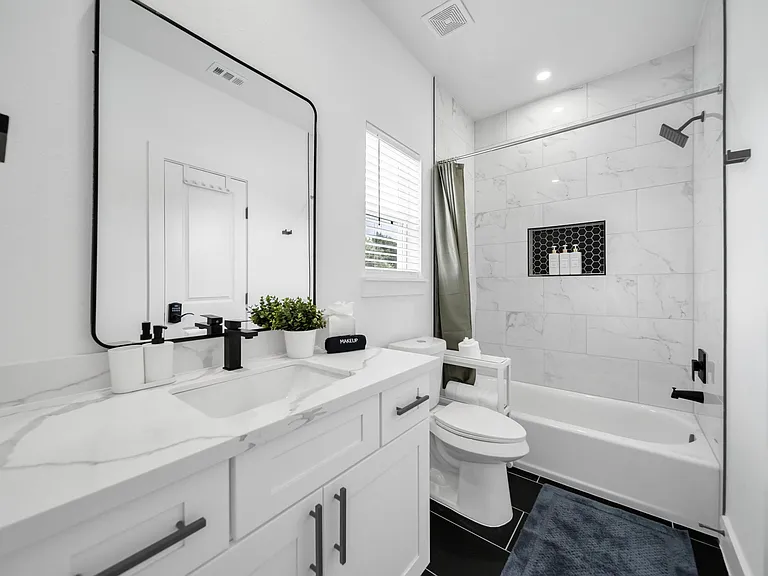6903 Saint Augustine St — Photo 16