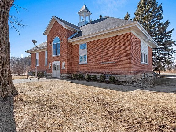 2nd image of 100 N Northview Rd